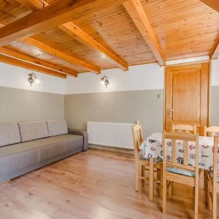 Goscinne Kolc * Jastarnia