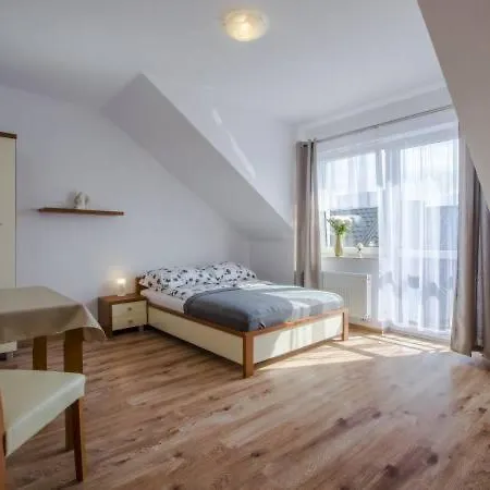 Goscinne Kolc * Jastarnia