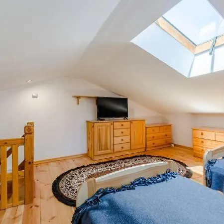 Goscinne Kolc Apartment