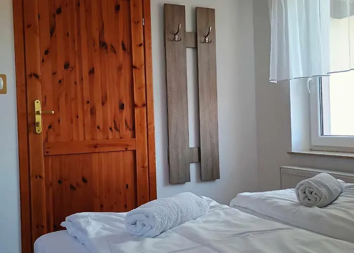 Goscinne Kolc Ястарня